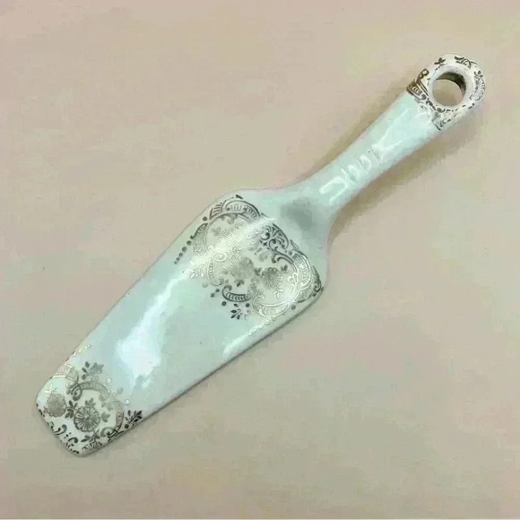 Vintage Mid-Century Ceramic 9” Pie & Cake Fine China Server Gold Scroll - Picture 1 of 7